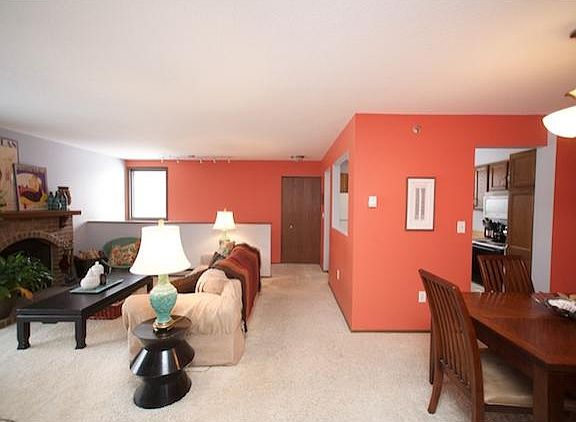 3rd image of 1125 Woodlake Ln Unit 4