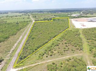 1867 Old Gonzales Rd, Cuero, TX 77954