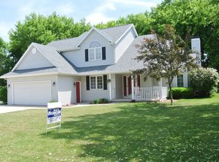 1601 Coronation Ct, Green Bay, WI 54313