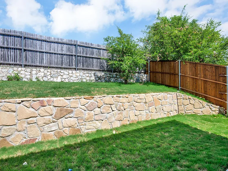 300 Woodgrove Dr #A — Photo 13