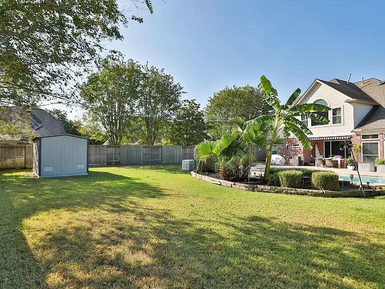 8410 Brighton Lake Ln — Photo 39