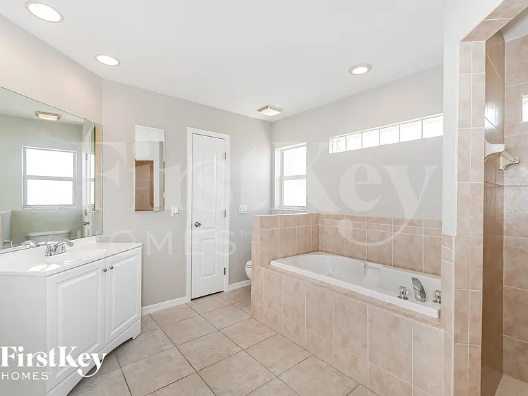 1138 Nelson Rd N — Photo 10
