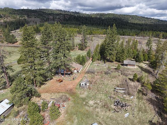 3rd image of 7971 Windfall Pass Rd