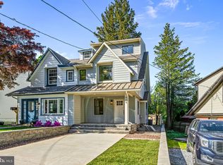 406 Saint Davids Ave, Wayne, PA 19087