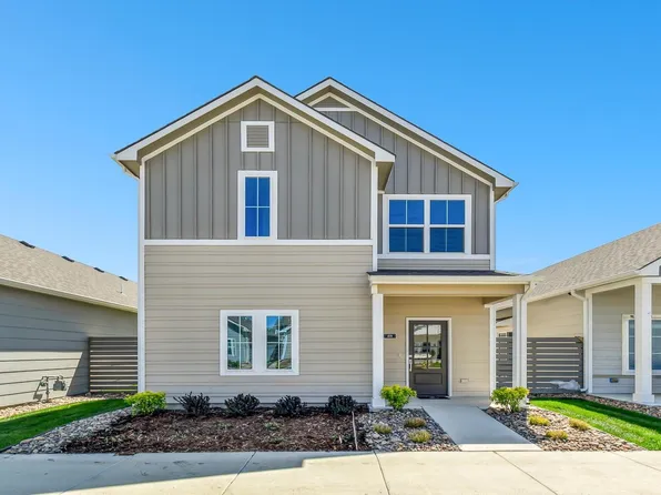 419 E Park Pl, Andover, KS 67002