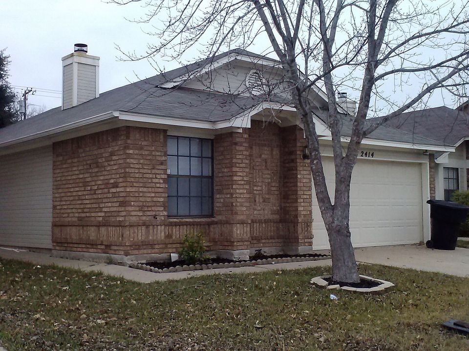 1st image of 2414 Skyline Dr