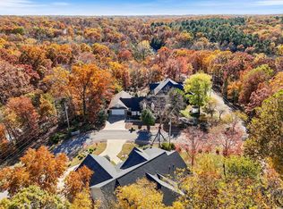 1 Berrydale Ln, Bella Vista, AR 72715