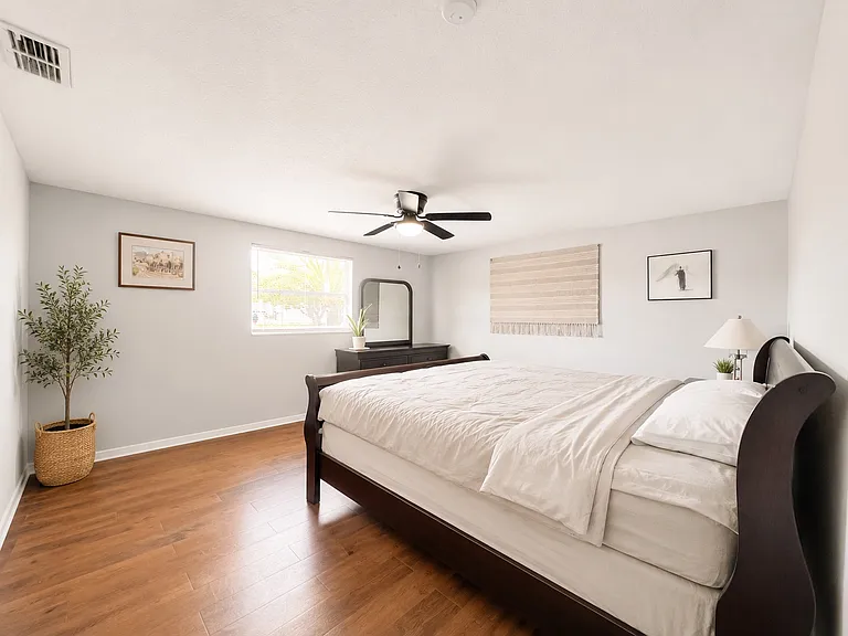 7924 Halsey Dr — Photo 10