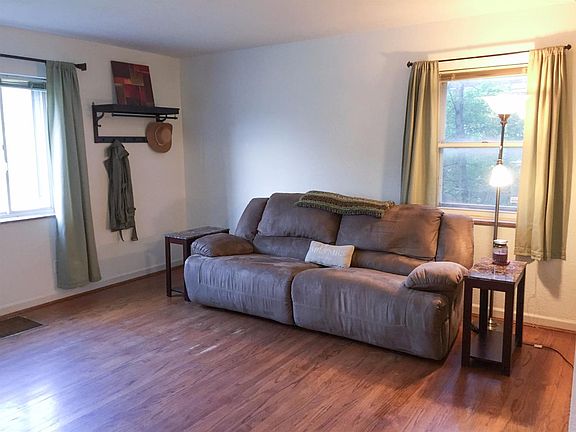 3rd image of 5245 Leona Dr