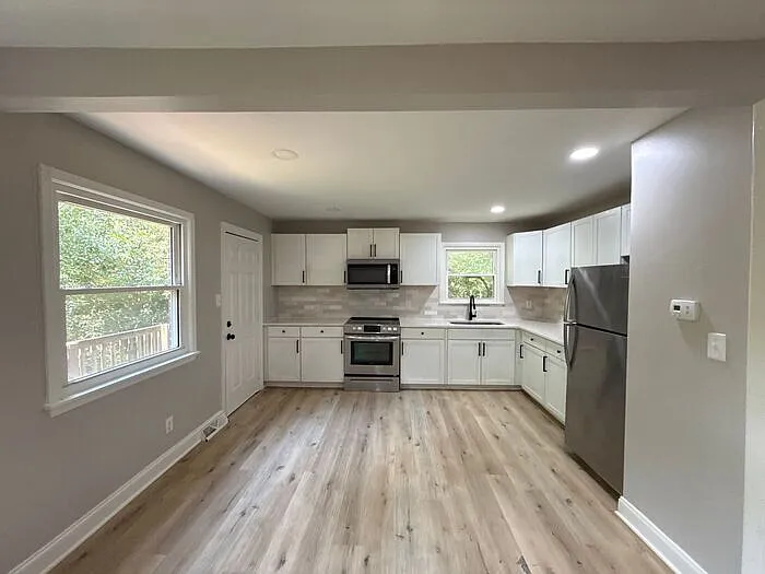 9411 Loblolly Ln — Photo 4