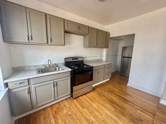 4th image of 4039 N Laporte Ave #D43826086
