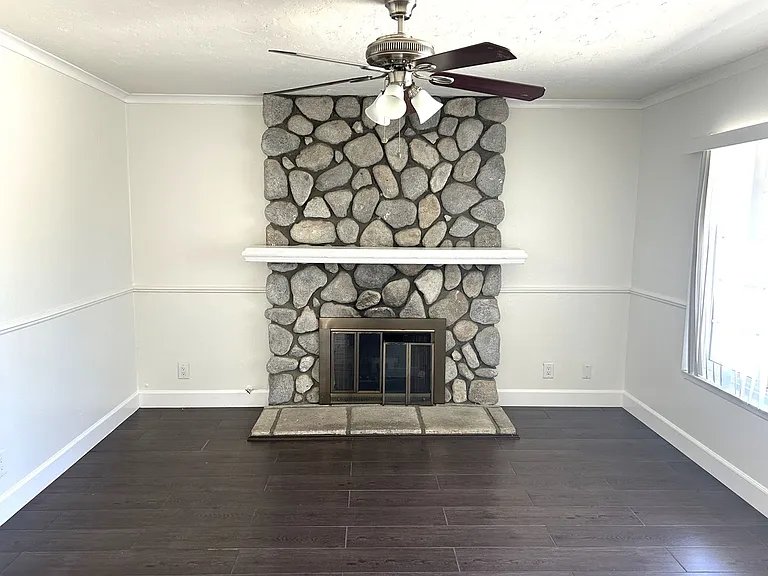 4007 Cypress Ln — Photo 9