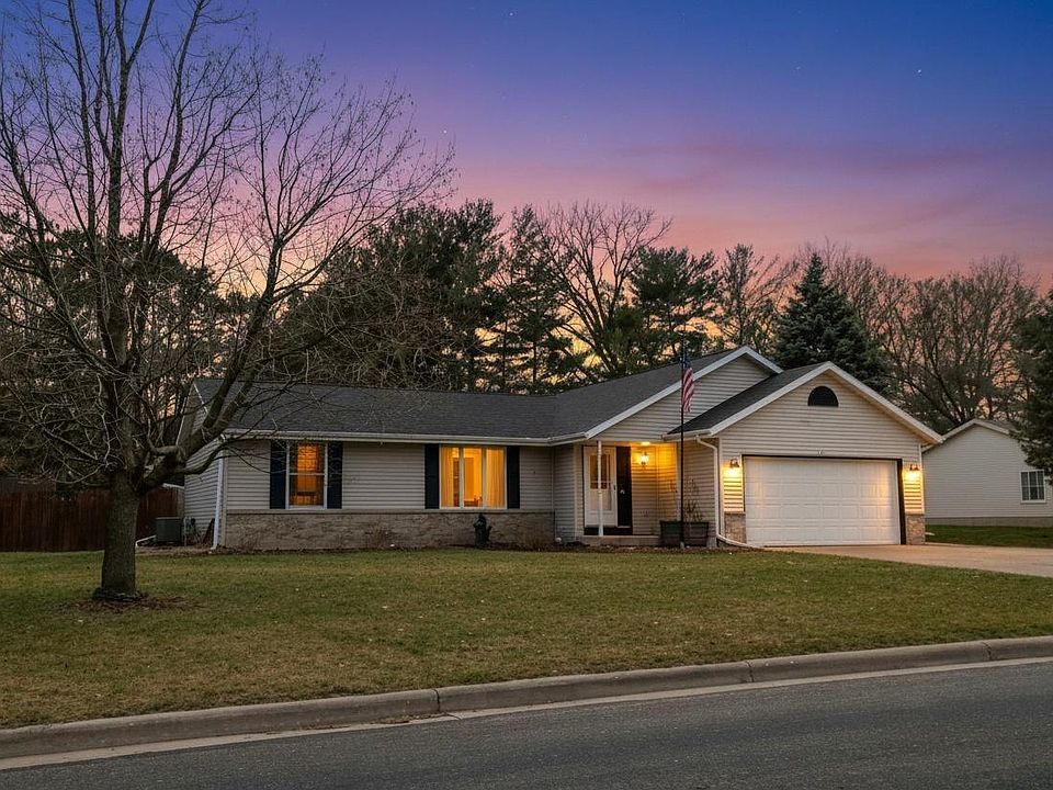 1st image of 1327 Montclair PLACE