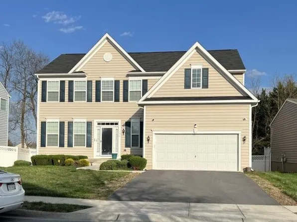 136 Deep Creek Rd, Ranson, WV 25438