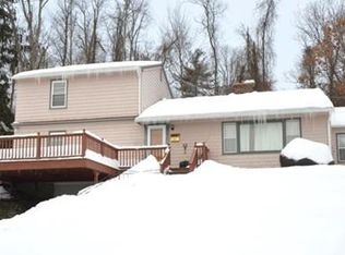 32 Walnut Hill Dr, Worcester, MA 01602