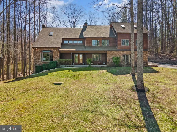 2461 Silver Meadow Ln, Westminster, MD 21158