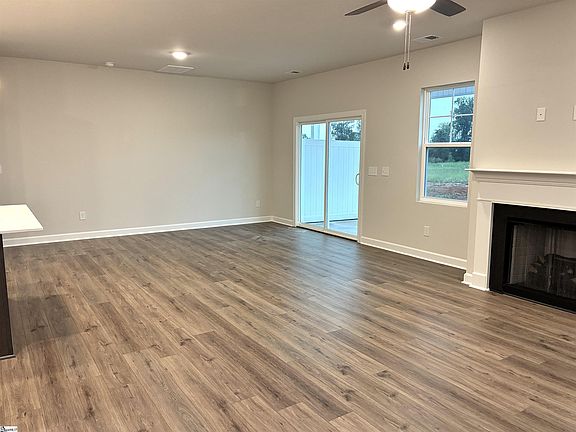 3rd image of 1518 Yellowwood Ct
