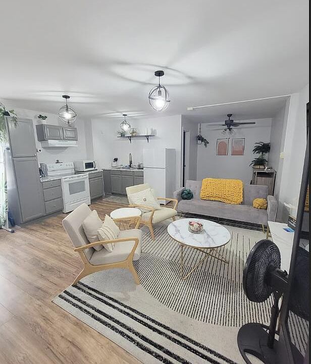 1st image of 1318 Lee Ave #C7