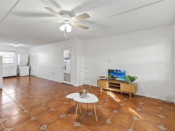 3rd image of 525 Conway Rd APT 29