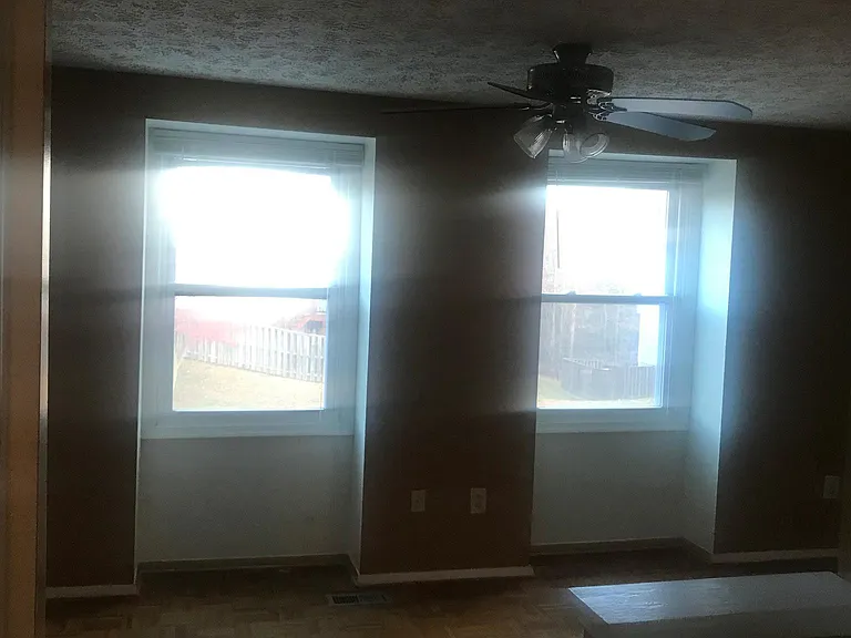 8424 Lazy Creek Ct — Photo 11