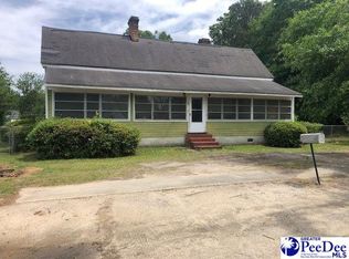 300 E Leitner St, Latta, SC 29565