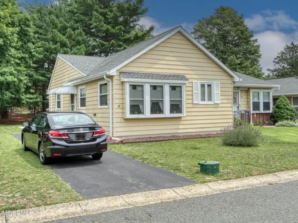 6 Crockett Lane #A, Whiting, NJ 08759