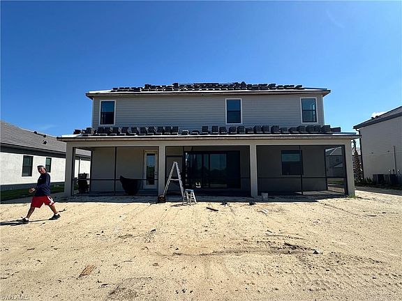 3rd image of 10786 Timber Creek DR