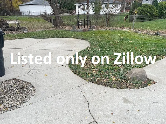 21722 Jefferson St — Photo 5
