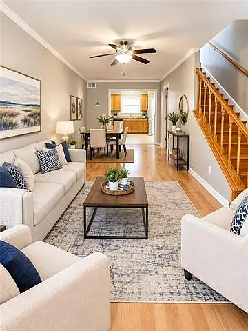 2 bed, 1.5 bath, 1170 sqft, $1,450 — Photo 2