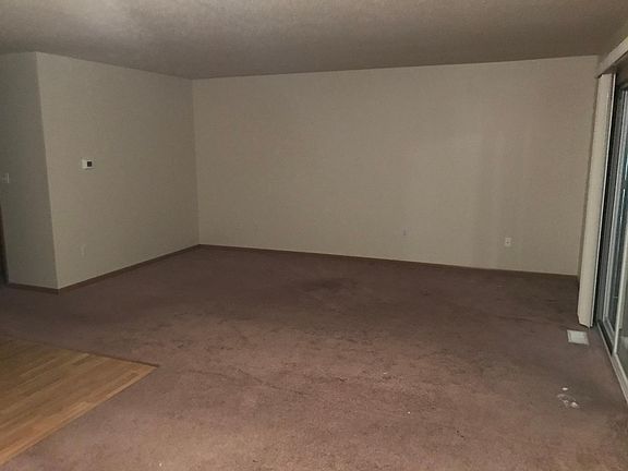 4th image of 1652 Exchange St Unit 10
