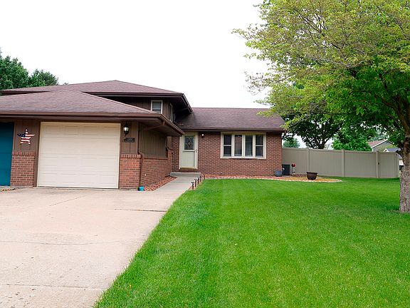2nd image of 1301 Briarcrest Dr