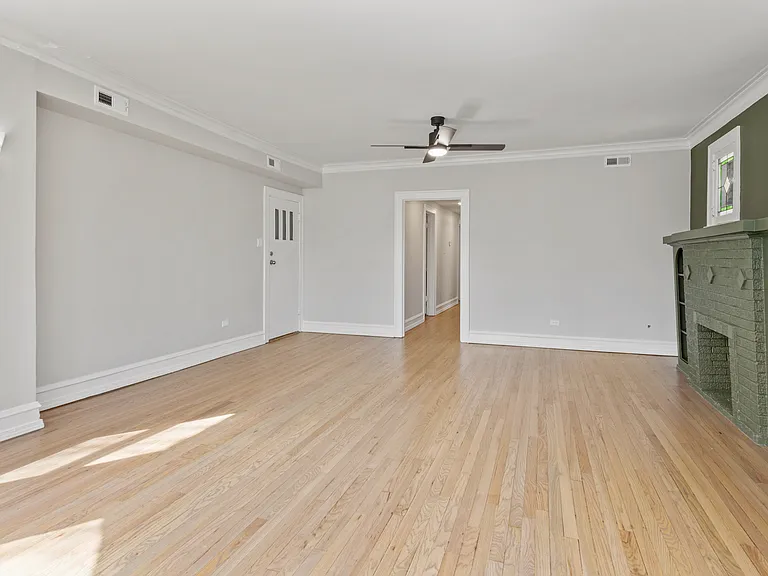 4834 N Springfield Ave #2 — Photo 6