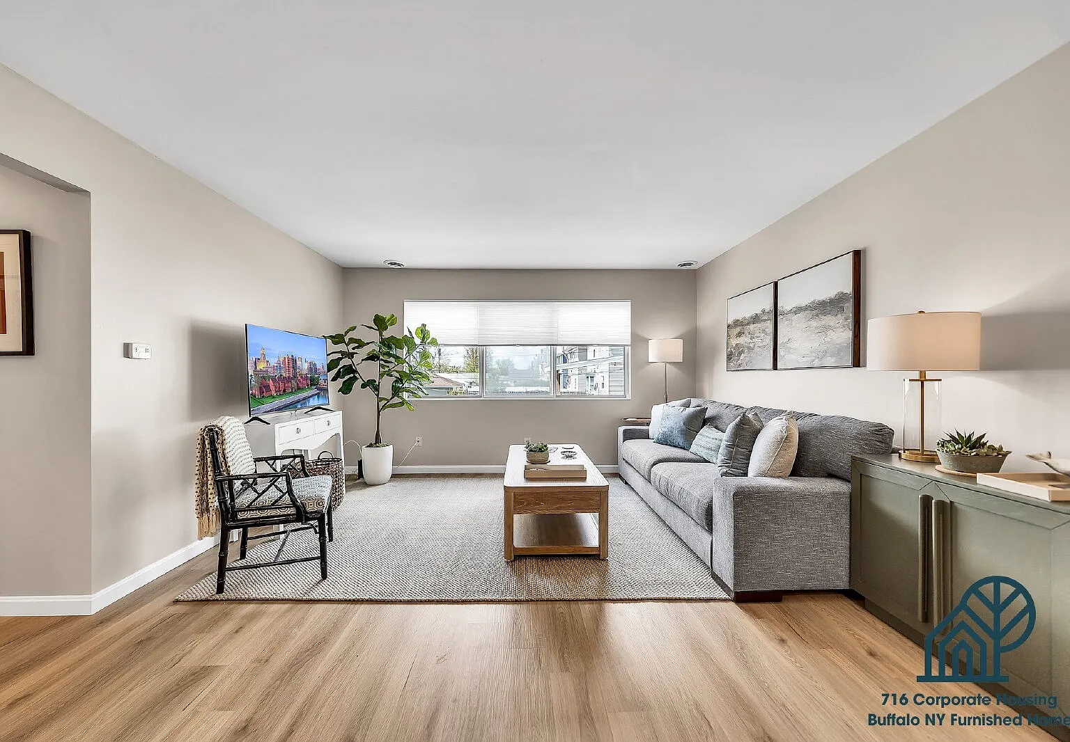 2 bed, 1.0 bath, 800 sqft, $2,450 — Photo 1