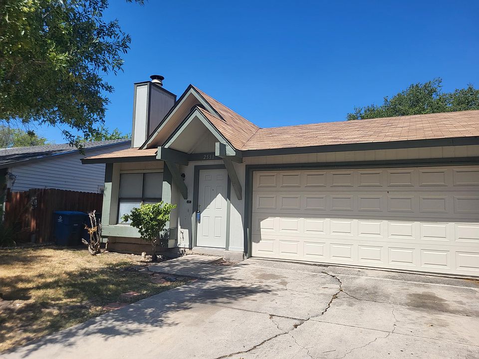 1st image of 2531 Corian Glen Dr