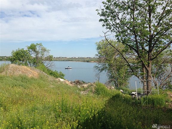 5th image of 4527 W Peninsula Dr