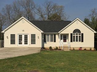 129 Torry Ln, Stuarts Draft, VA 24477