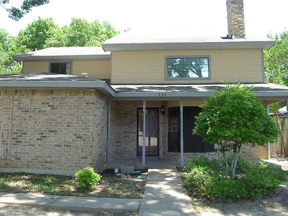 4th image of 532 Renee Ln