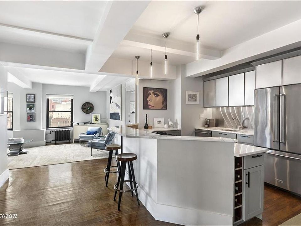 1st image of 315 W 23rd St APT 8E
