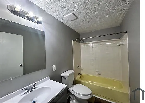 2607 S Paca St — Photo 9