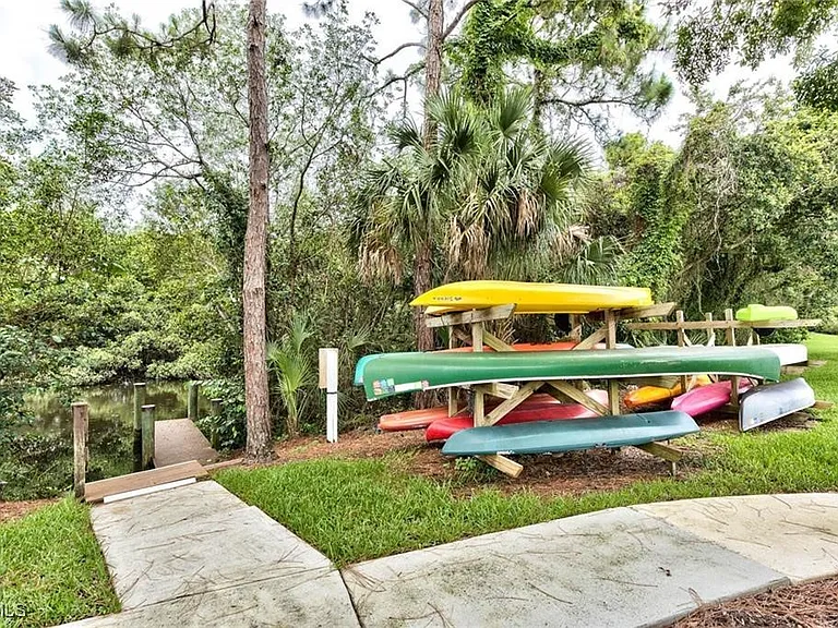 8850 Creek Run Dr — Photo 28