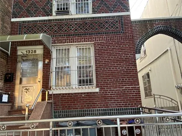 1328 64th St, Brooklyn, NY 11219