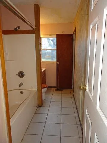 481 Nassau Dr — Photo 9
