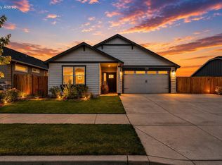 1546 NW Varnish Pl, Redmond, OR 97756