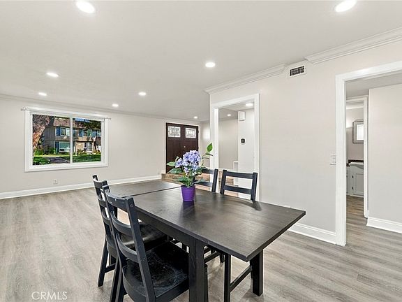3rd image of 4435 Larwin Ave