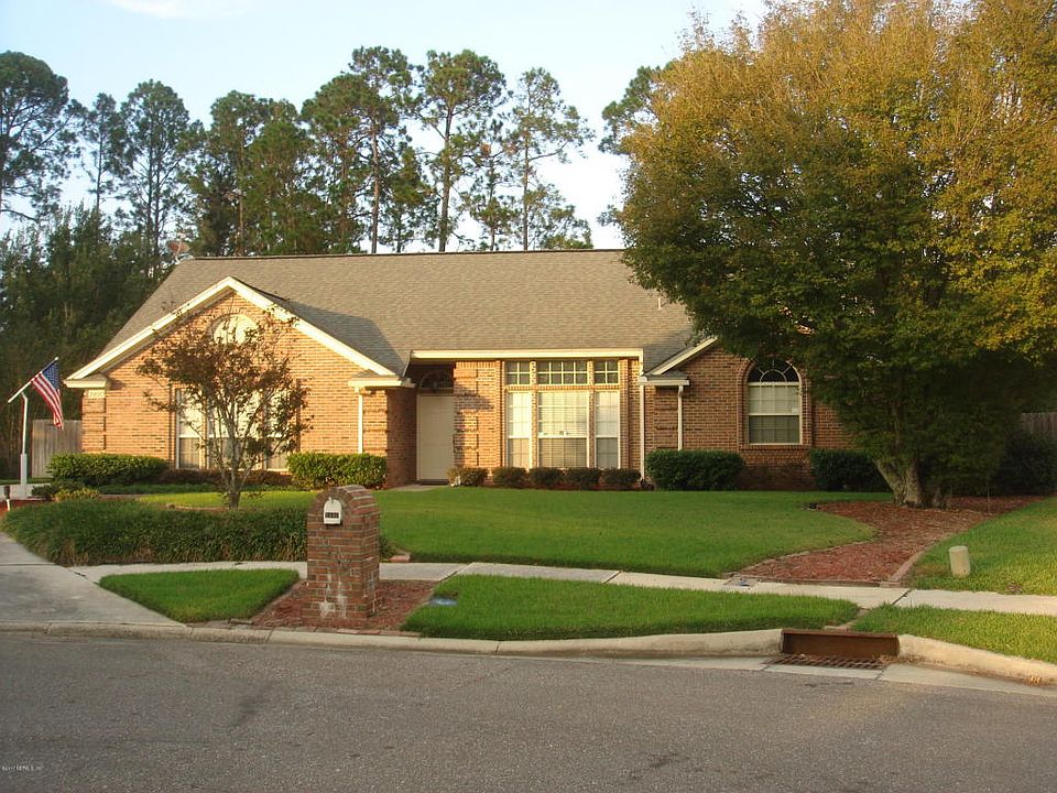 2nd image of 1990 Embers Ct