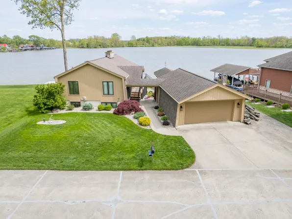 9072 Hickory Ln, Huntsville, OH 43324
