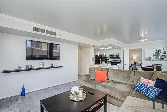3525 Sage Rd #504 — Photo 9