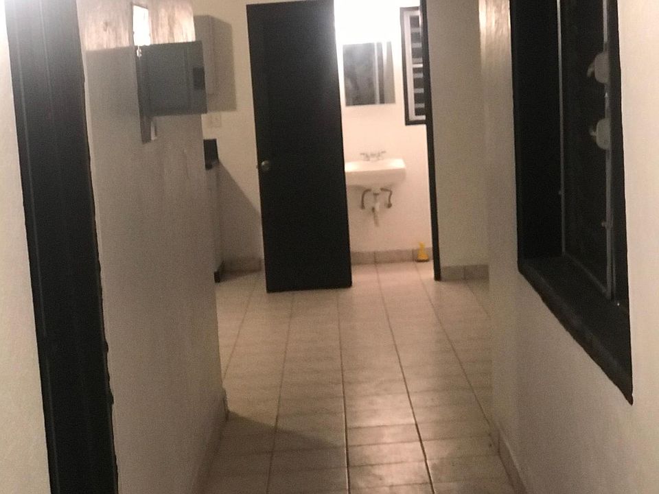 2nd image of 8B Hannahs Rest We St