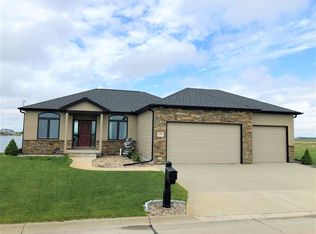 21907 Rock River Rd, Columbus, NE 68601