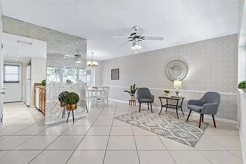 2 bed, 1.5 bath, 1058 sqft, $1,950 — Photo 4